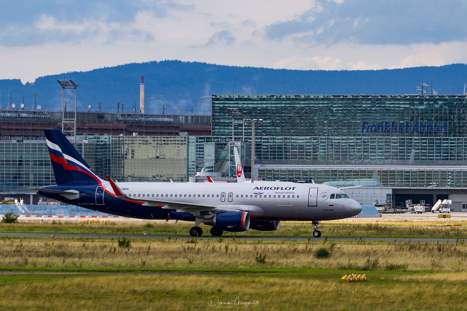 Uzbekistan Cargo / Boeing 767-33P(ER)(BCF) / UK-67001 / FRA / ED
